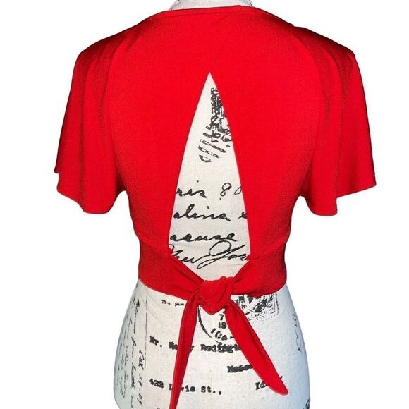 Divided red faux wrap crop top small - Picture 3 of 5